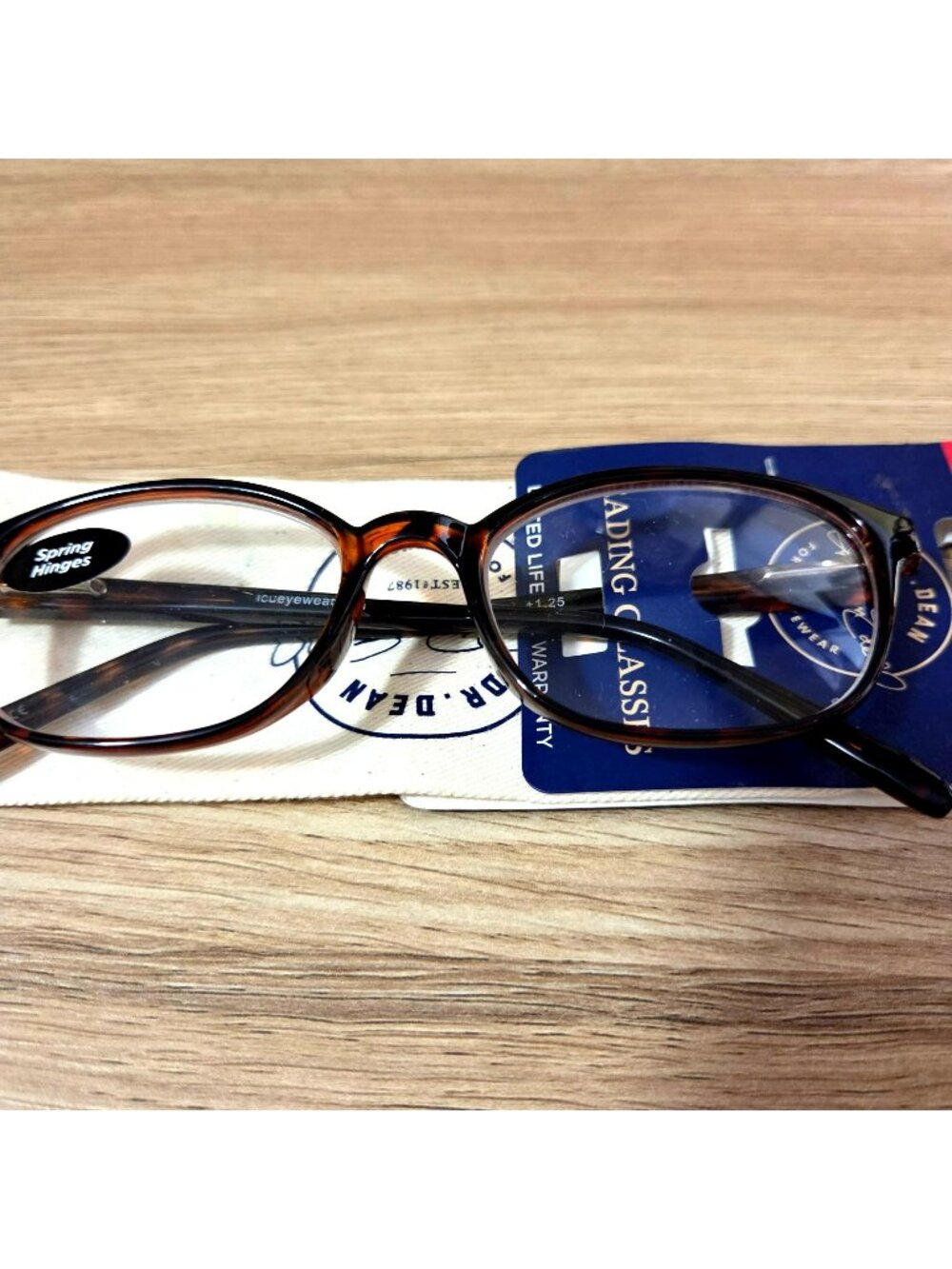 Foster Grant Dr. Dean's Reading Glasses tortoise shell +1.25 strength Readers